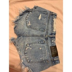 One teaspoon shorts!